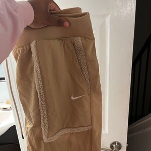 Nike high rise Casual Joggers